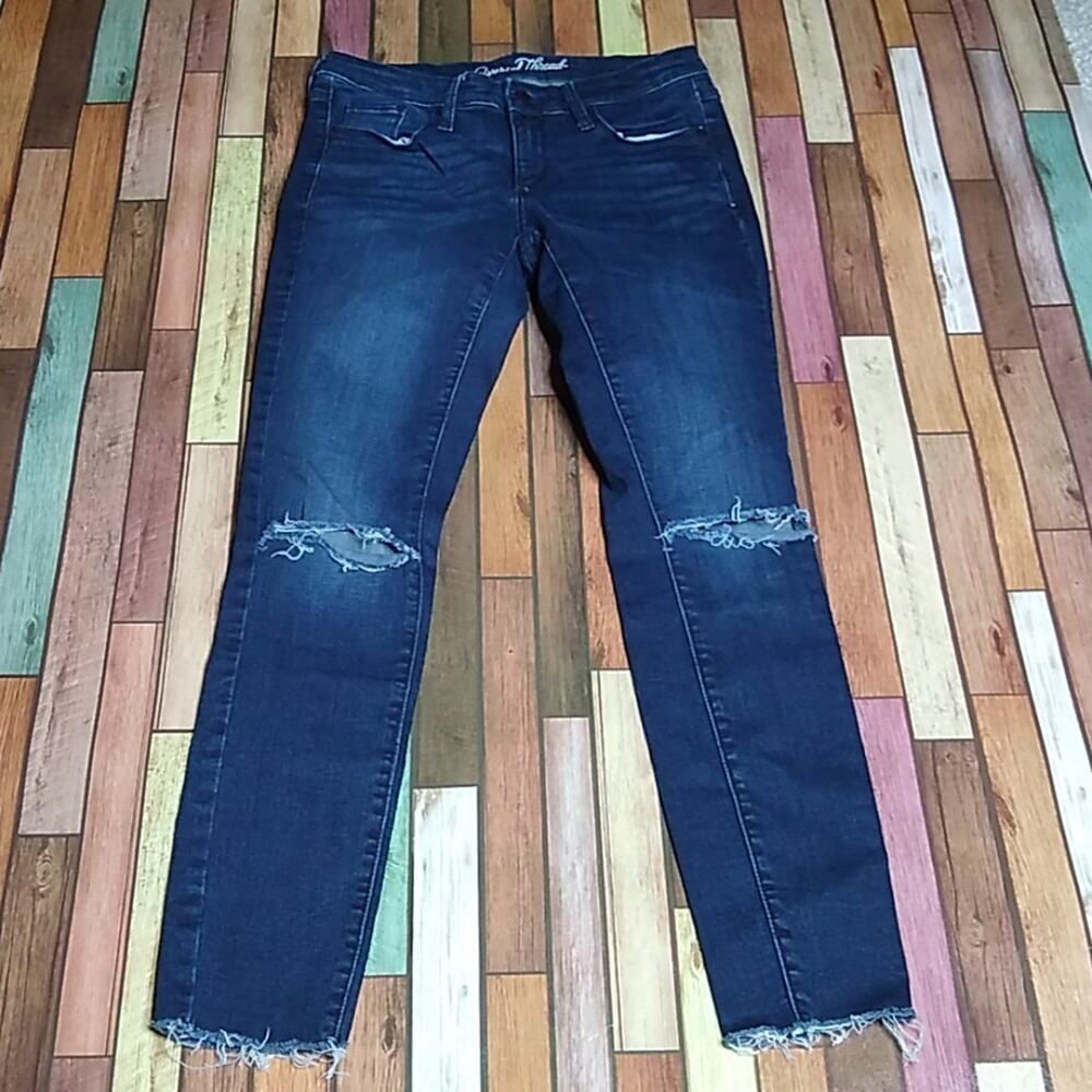 Universal Thread Mid Rise Skinny Ripped Jeans - Picture 3 of 9
